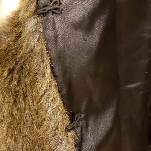 "New" Brown Faux Fur Vest - Picture 5 of 7